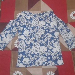 Blue &amp; White Paisley Print Top