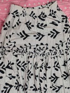skirt  👀👀