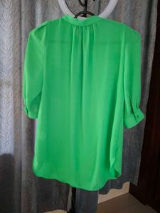 Sisley Vibrant Green Button-Up Top