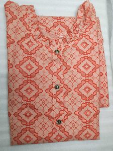 2 Women's Kurtas L(37) B(20)