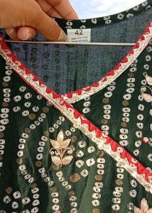 Long Anarkali Kurti With Red Dupatta