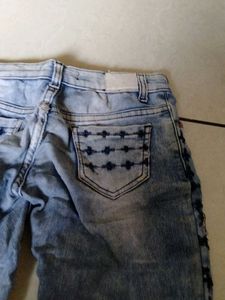 Stylish Blue Patterned Ripped Jeans