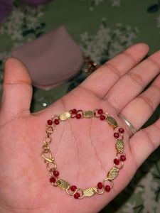 Elegant Gold & Red Beaded Bracelet