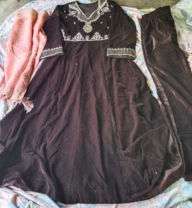Elegant Brown Velvet Kurta Set with Dupatta