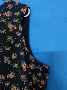 Floral Print Sleeveless Dress