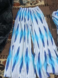 Blue &amp; White Print Matching Set