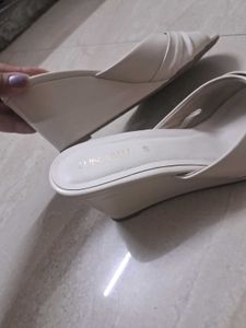 White Luna Blu Heels