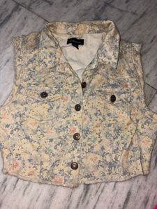 Floral Cropped Denim Vest