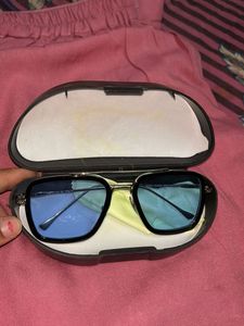 Stylish Blue Lens Sunglasses