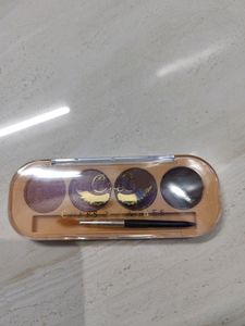Brand New Cuff N Lashes 4 In 1 Eyeshdow Pallete