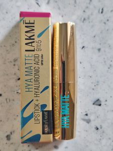 Lakme Hya Matte Lipstick - Shade 9TO5