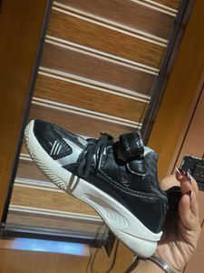 Stylish Black &amp; Red Sports Shoes