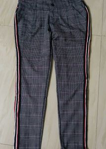 Plaid Pants with Side Stripe
