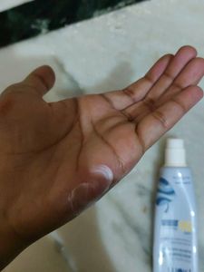 Plum Rice Water &amp; Niacinamide Hybrid Sunscreen