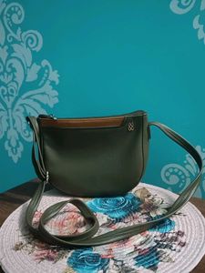 Baggit Olive Green Solid Medium Sling Handbag