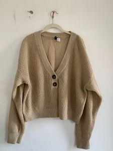 H and M beige cardigan