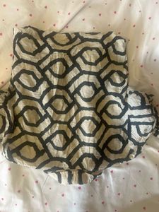 Stylish Black and White Print Top