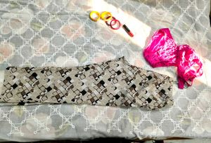combo 2lower,1tshirt,2kda Bangles,1 lipstick,b.p.