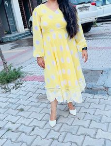 Chic Yellow Polka Dot Dress
