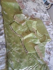Pure Tissue pista Choli with stylish blouse