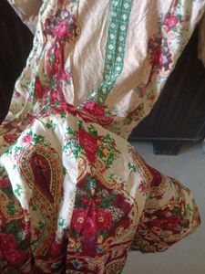 Floral Print Kurta with dupatta for women