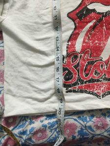 H&amp; M Rolling Stones Graphic Tee Wool Insid