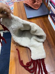 Cozy Red &amp; White Patterned Winter Hat