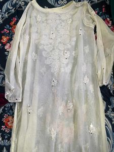 Embroidered Chikankari Kurta