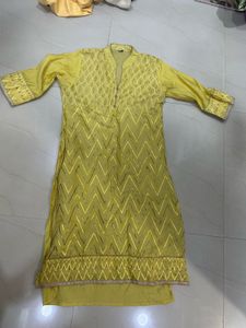 Elegant Yellow Embroidered Kurta
