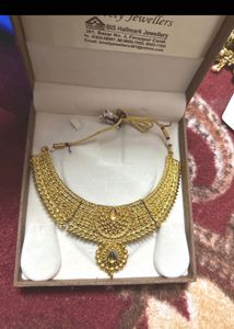 Exquisite Gold Necklace in 3 pieces model as shown