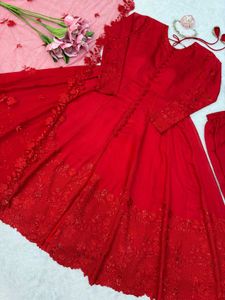 Stunning Red Embroidered Kurta Set with Dupatta