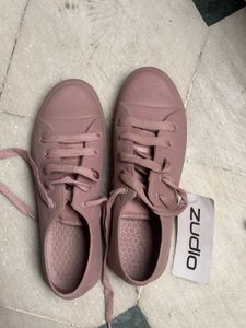 NU: New with Tags Sneakers