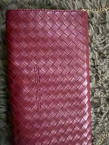 Stylish Woven Clutch with Gold Chain