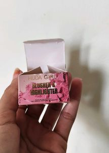 Huda Girl Blusher & Highlighter