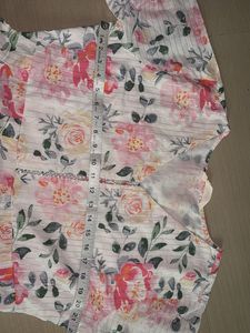 Floral Print V-Neck Kurta