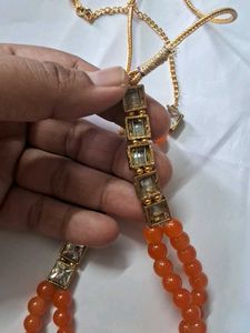 2 necksets