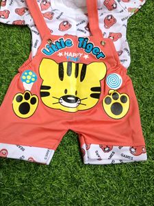 Beautiful New Dungaree Set For 6-9 month Old
