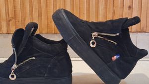 Warm Shoes