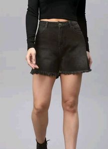 High waisted Chic Distressed Denim Shorts