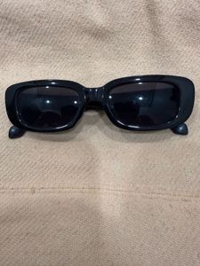 Black Rectangular Sunglasses