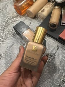 Estee Lauder Double Wear Foundation