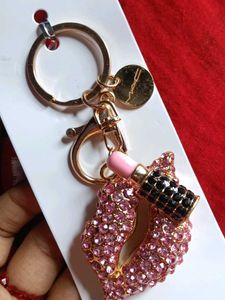 Mac Glamorous Lip &amp; Lipstick Keychain ♥️💕