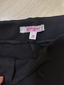 Chic Black Zipper Pants