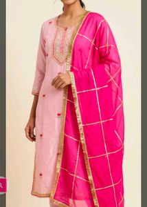 Pink kurta with Dupatta Never Used..... ISHI