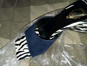 Block  Heels, All Sizes Are Avilable