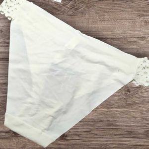 Etam Luxurious White Lace Trim Briefs