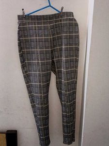 Plaid Print Slim Fit Pants