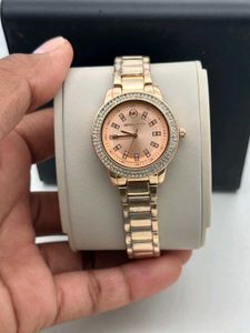 MIX BRANDED PREMIUM QUALITY LADIES WATCH AT SALE