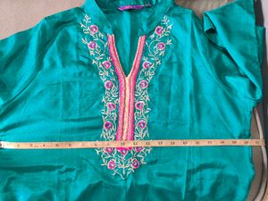 Rangriti Sea Green Embroidered Kurti
