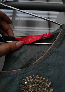 Embroidered Green Kurta